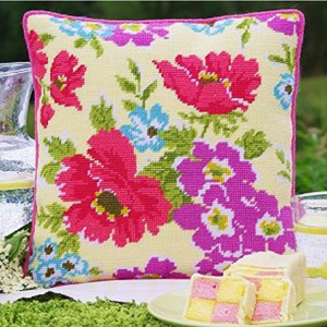 Blakeney Poppies Cushion Kit